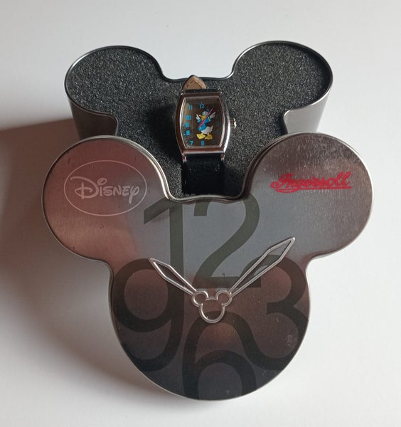 Ingersoll Donald Duck Watch Carousel 1