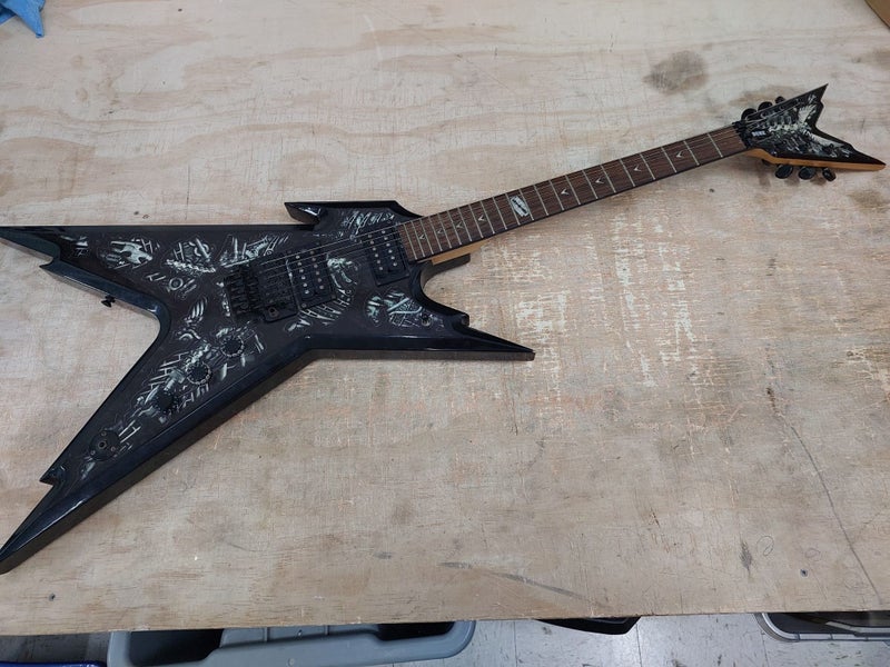 DEAN DIMEBAG Razorback Electric Guitar $1 RESERVE! Carousel 1
