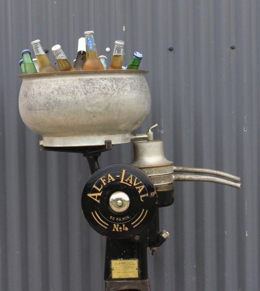 VINTAGE ALFA LAVAL No. 4 CREAM SEPERATOR ON STAND ** GREAT DRINKS COOLER TOO! ** Carousel 2