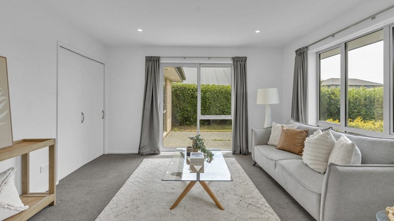 Australia Called - Are you the Next Lucky Owner?64449159570307112