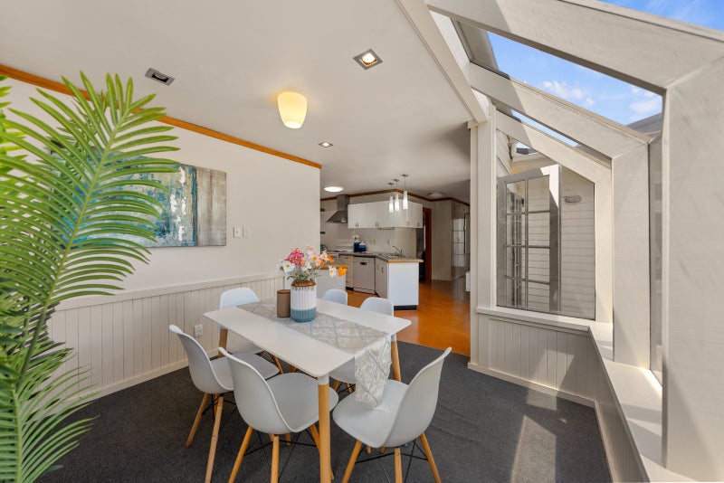 Christmas Present!64449159593090114