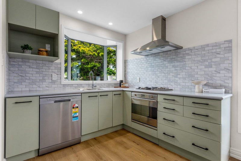 Freshly Renovated & Ready to Enjoy!64449563230466113