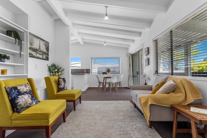 Smart Buying in a Convenient Location64449253239938114