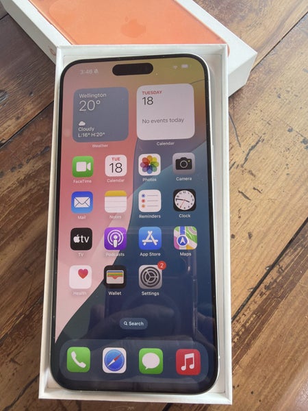 iPhone64449306772993110