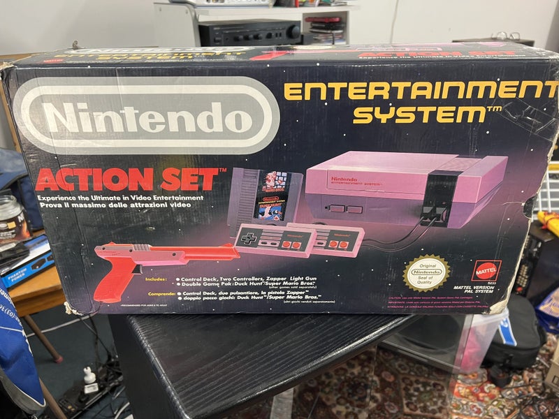 Nintendo Entertainment System (NES) Mattel Version Action Set Carousel 1