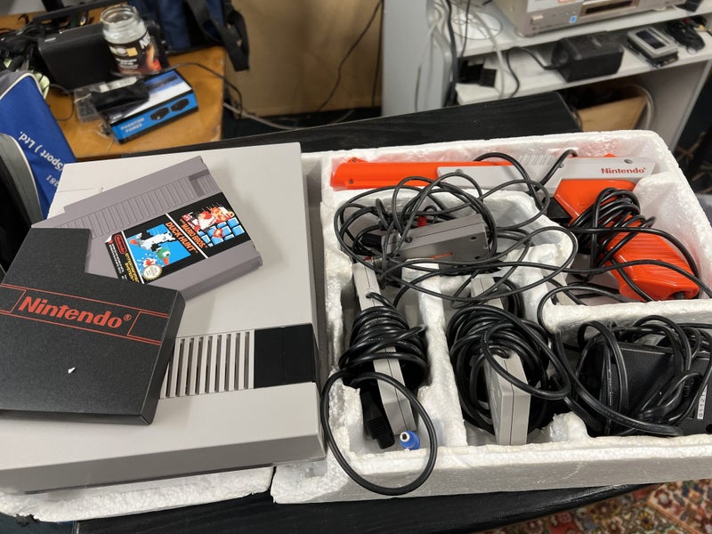 Nintendo Entertainment System (NES) Mattel Version Action Set Carousel 2