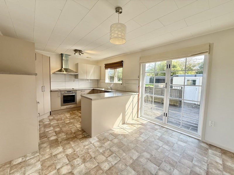 Kelson, 3 bedrooms64449360848515113