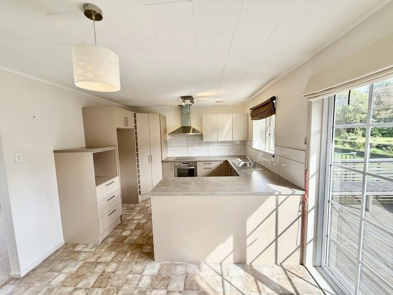 Kelson, 3 bedrooms64449360848515114