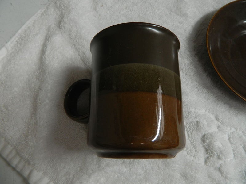 3 x Coffee Mugs & Saucers Brown 3 Tone Made in China Carousel 2