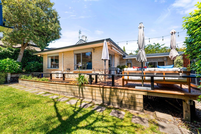 Sun Soaked, Single Level Living in Rangi Zone64449563151363111