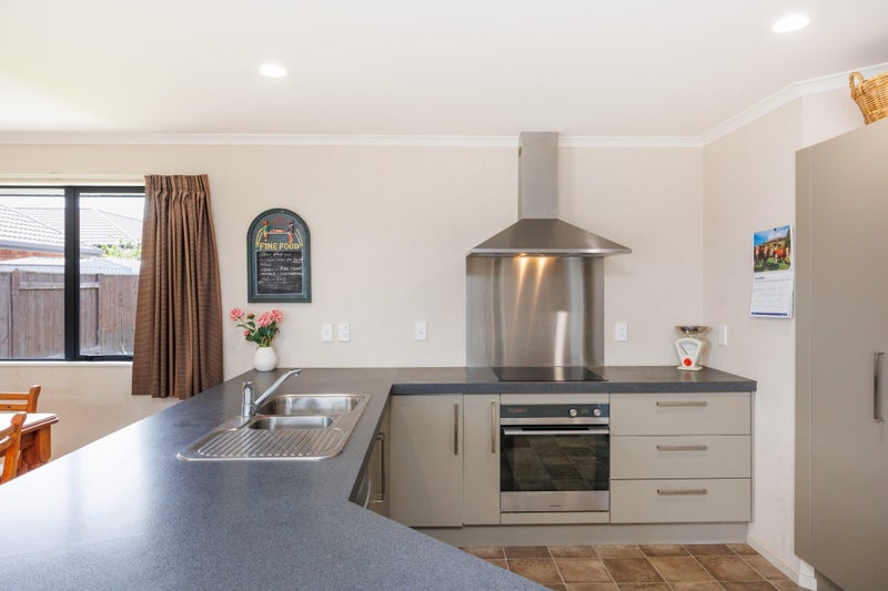 An Absolute Gem on Geneva!64449563317250113