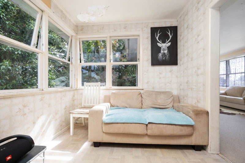 Do-up on 956m2 with Space for a Cabin!64449656717057114