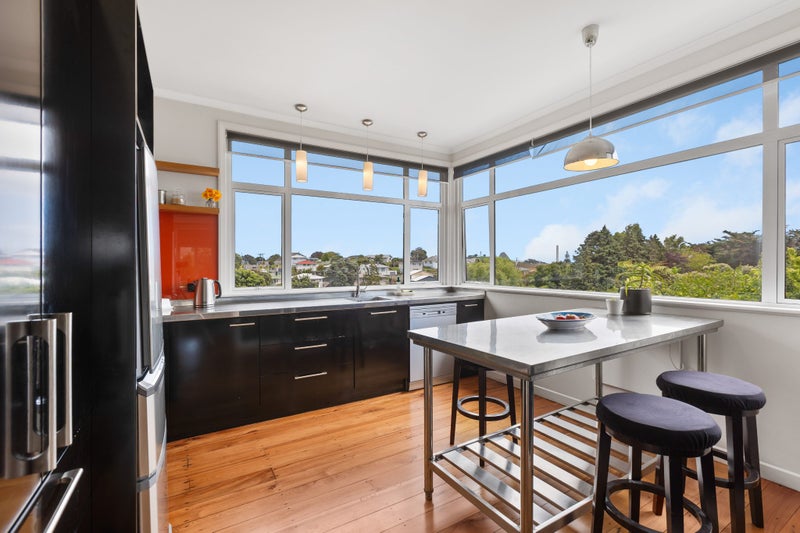 Art Deco Delight64449762263683111