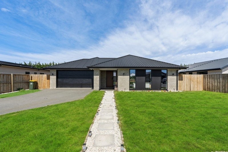 The Family Home You've Been Waiting For64527311891074110