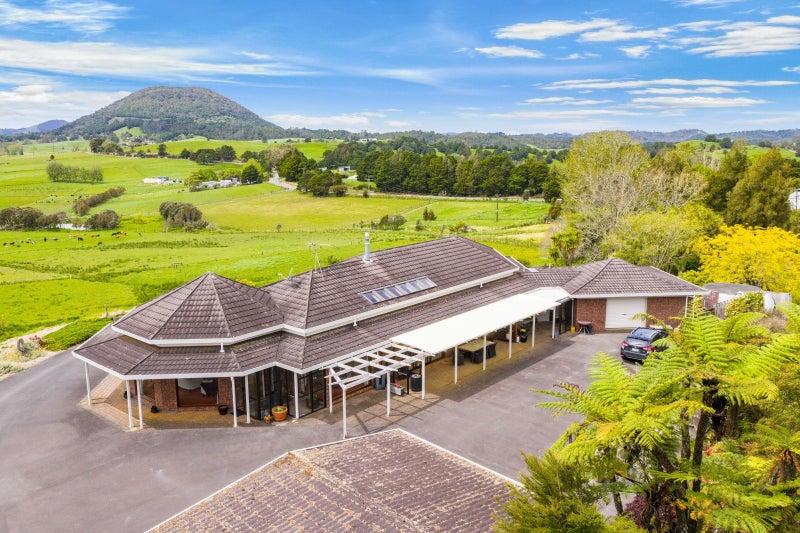 Ready for new owners - spacious home on 31ha64515255314819114