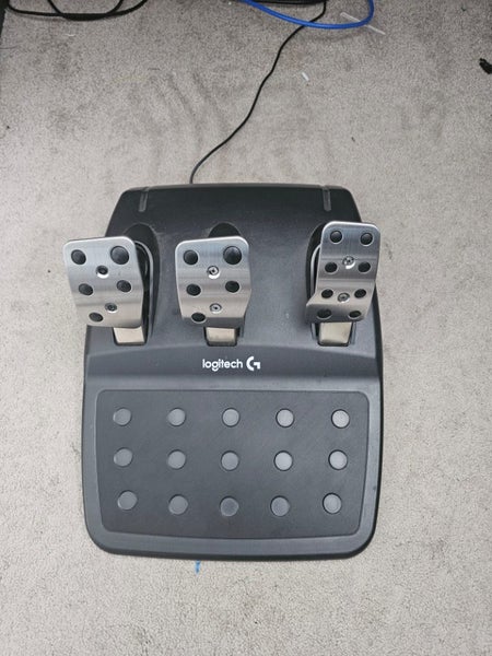 Logitech G920 Driving Force Racing Wheel for Xbox/Pc Carousel 2