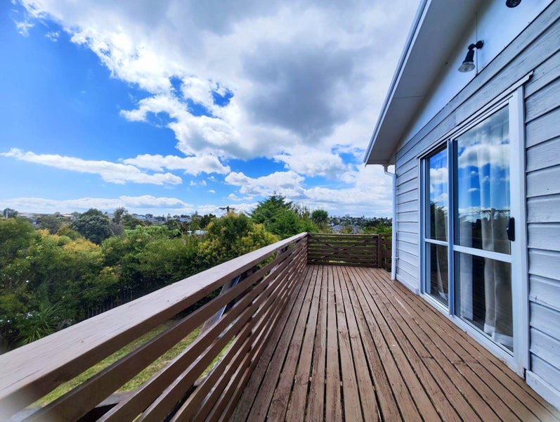 Howick, 2 bedrooms64450150651393110