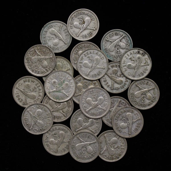 NZ SILVER THREEPENCE x 22! - 0.5 OZ SILVER! $1 RESERVE! Carousel 1