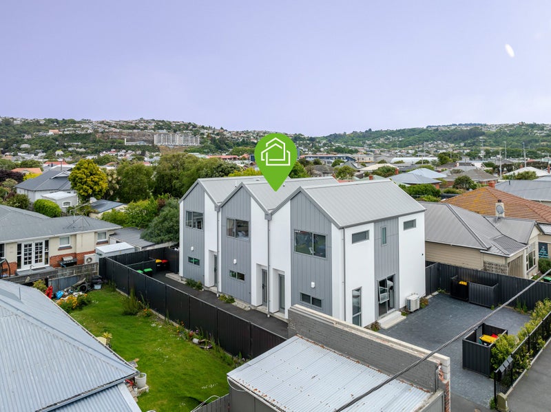 Gorgeous townhouse, move right in64450150695171110