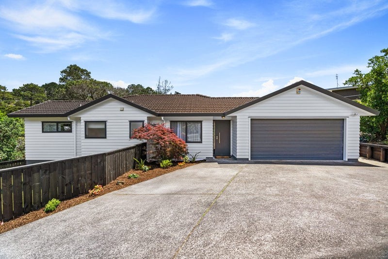 Like New Living - Renovated and Ready for Summer!64450461149314110