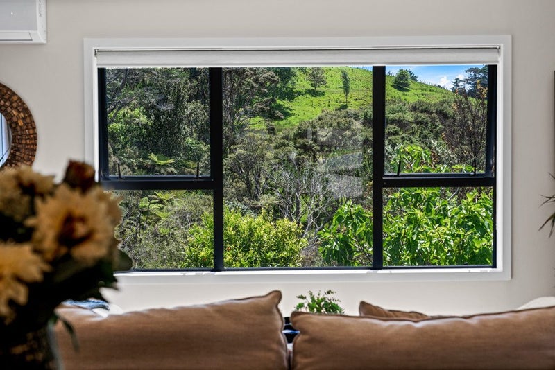 Like New Living - Renovated and Ready for Summer!64450461149314114