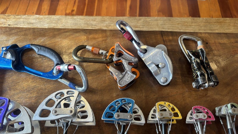 Full trad rack and climbing gear64593391166721112