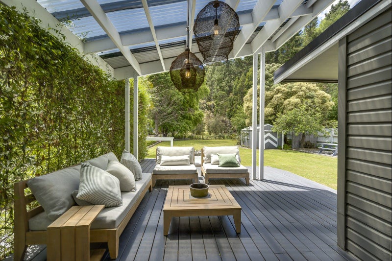 Fresh, Stylish & Ready64450556141697110