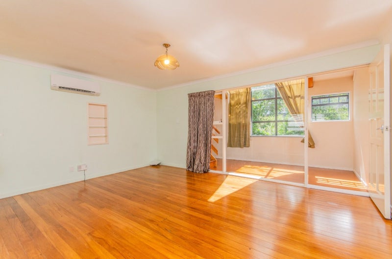 Epsom, 4 bedrooms64450643433985111