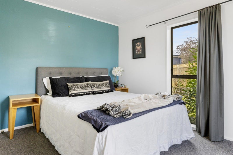 A Solid Start in a Prime Location64450643508482112