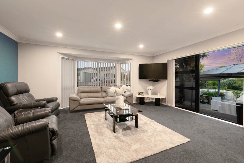 Retiring to the Beach, Walk to Golf - MUST SELL64450857782786112