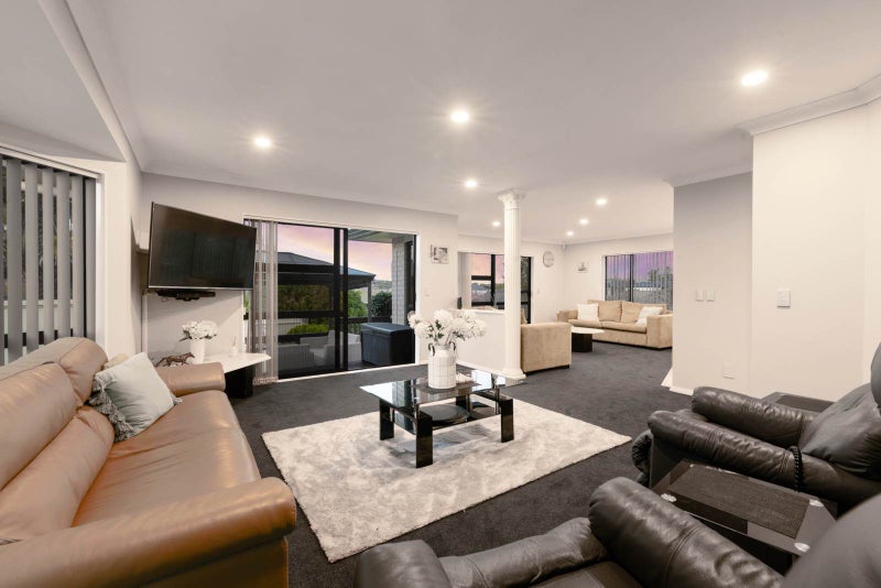 Retiring to the Beach, Walk to Golf - MUST SELL64450857782786114