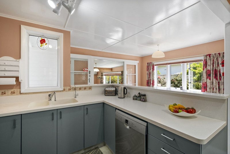 Timeless Elegance - Immaculately Kept, Warm, & Wel64450857908481114