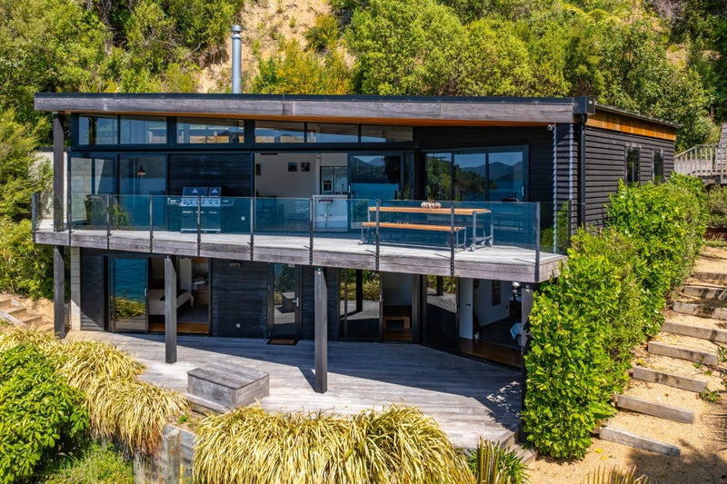 Prepare to be Captivated!64451141662211112