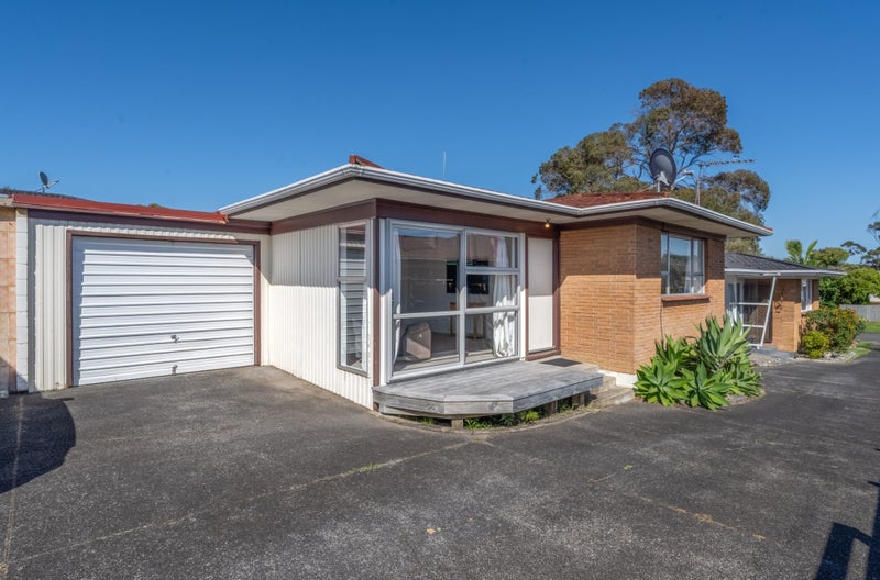 Charming Brick Home - Invest, Nest, or Downsize64450939337859110