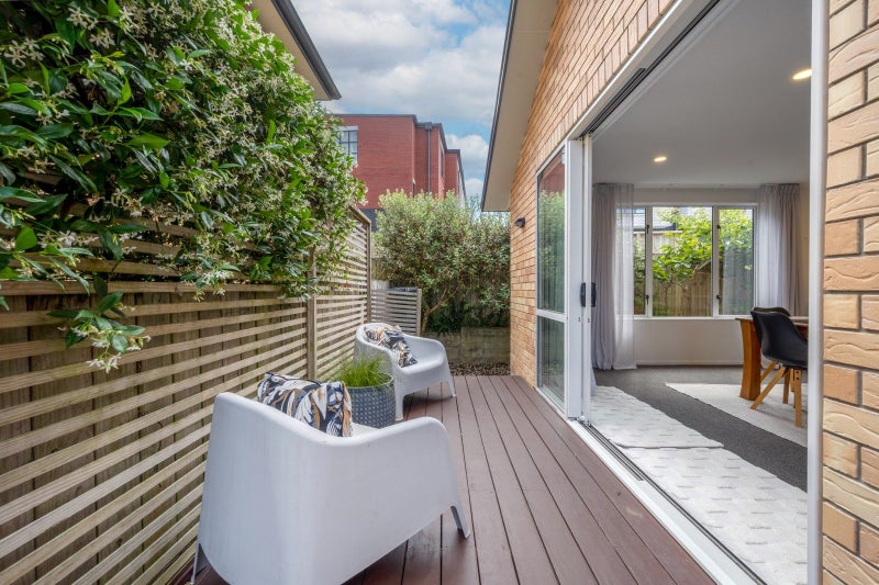 Modern, low-maintenance living in Central Howick64450939394947112