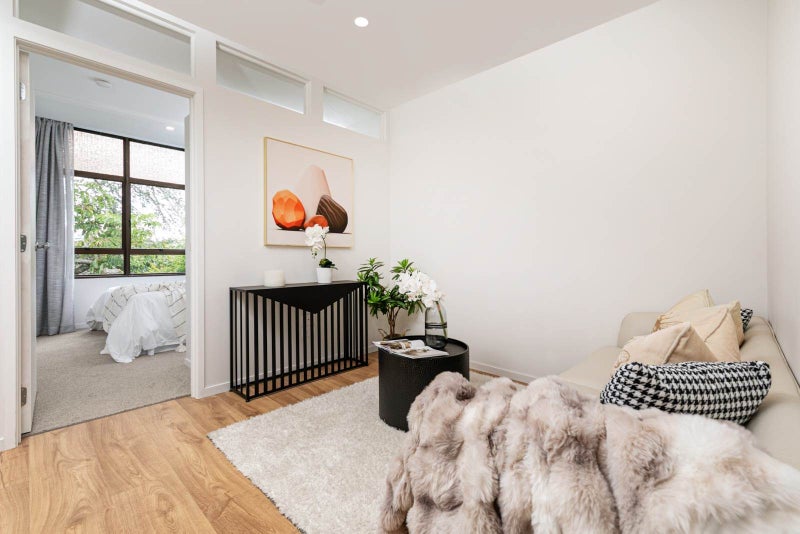 Newly Renovated & Move-In Ready in Hillcrest!64450953064962113