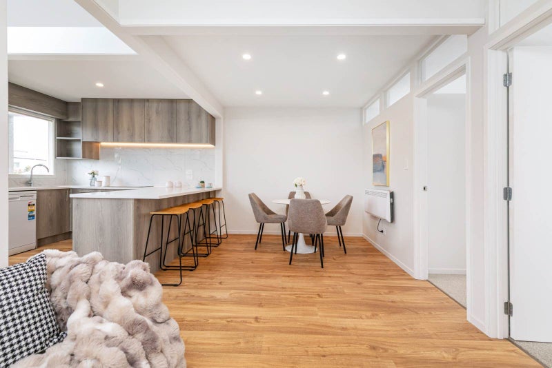 Newly Renovated & Move-In Ready in Hillcrest!64450953064962114