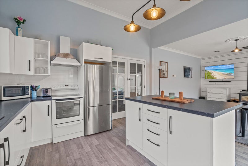 No need to roll up your sleeves here...64451048217857114