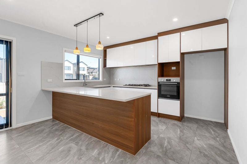 Move In For Christmas - Motivated Vendors!64451048234241111