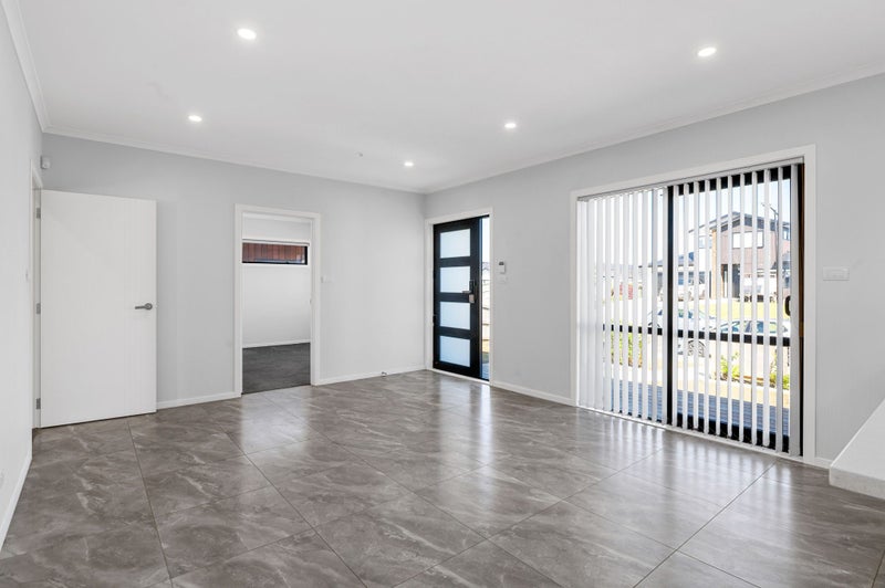 Move In For Christmas - Motivated Vendors!64451048234241114