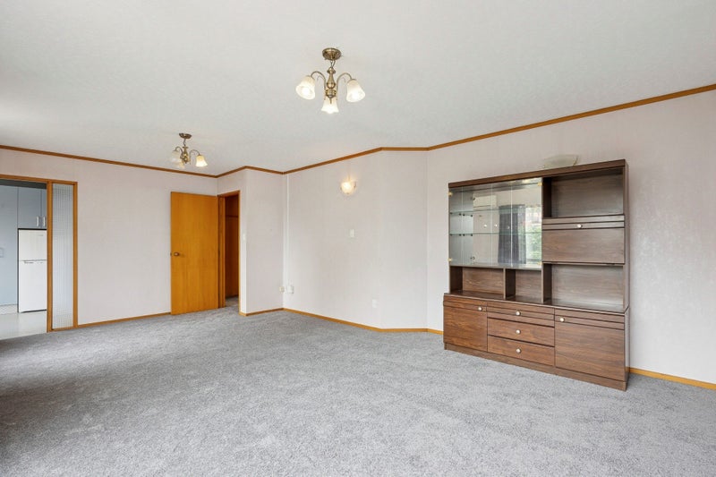 Private and Precious64451048356227113