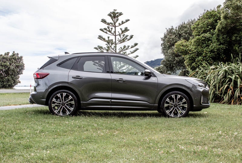 2025 Ford Escape ST-LINE X 2.5P CVT64606590150787111