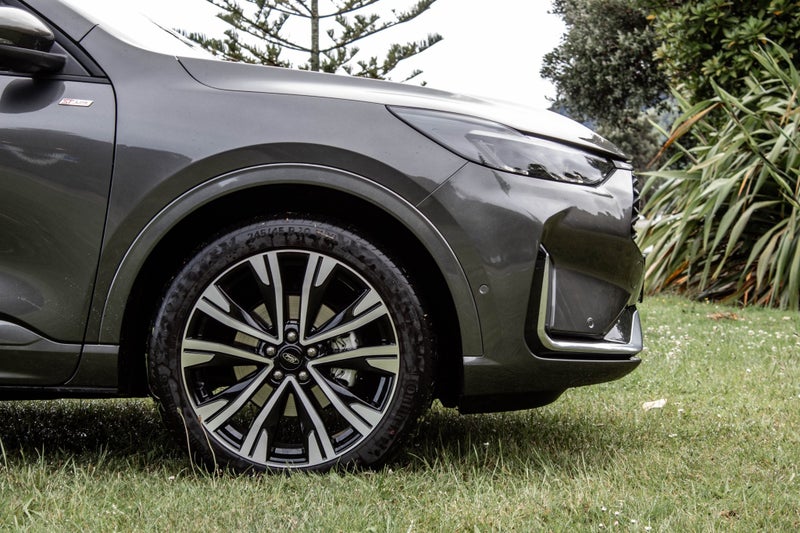 2025 Ford Escape ST-LINE X 2.5P CVT64606590150787112