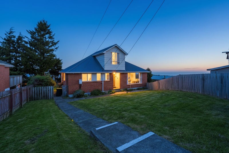 Family Comfort with Views & All-Day Sun64451141829891110