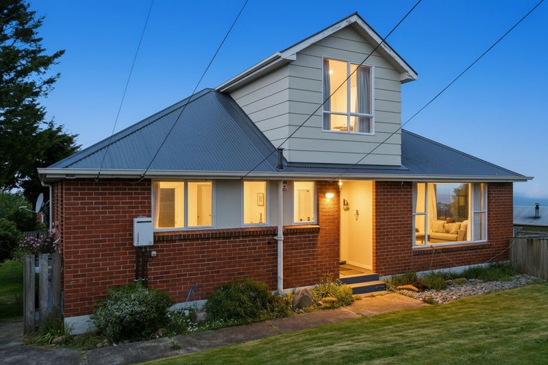 Family Comfort with Views & All-Day Sun64451141829891112