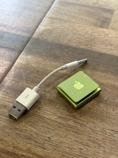 iPod Shuffle 2GB 4th Gen Green Carousel 2