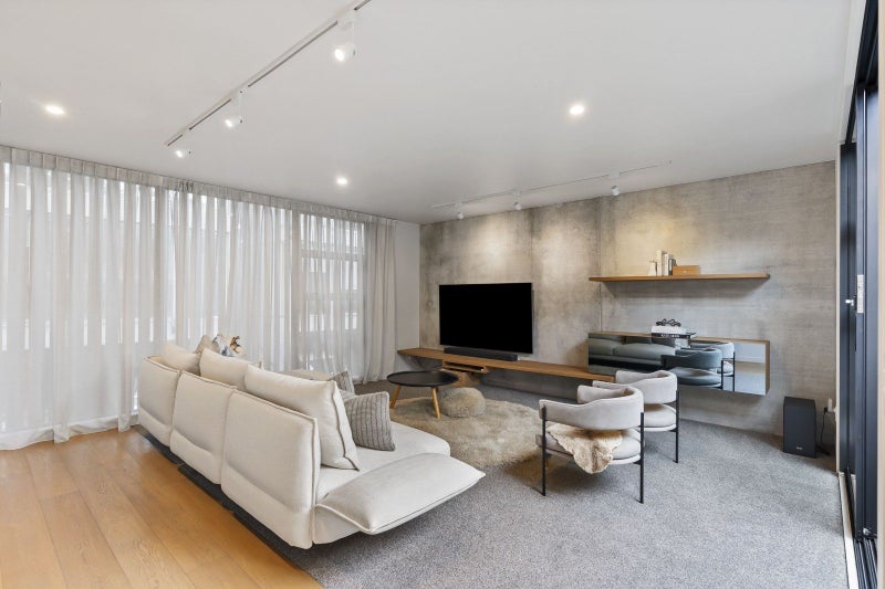 Scandinavian sanctuary on the Auckland Domain64528687783298114