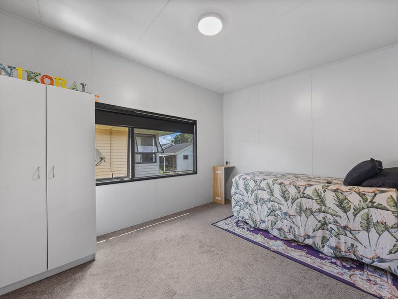 #THEDAY - Overseas Vendor wants it GONE!64528687819266112