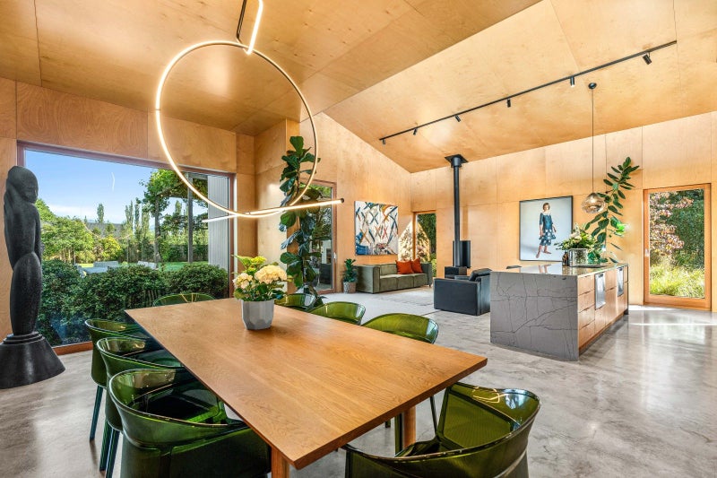 A Visionary Architectural Masterpiece64451544697731112