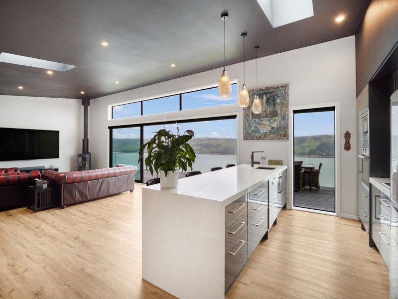 Harbour Views + Home & Income, Two Titles!64451638327169113